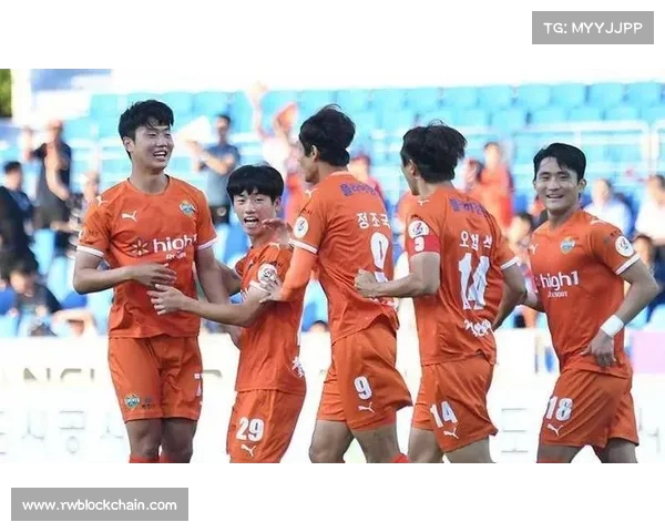 韩职赛事激战正酣强队争霸悬念重重引爆棒球热潮